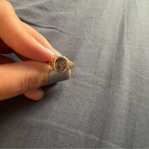 14k solid gold signet ring, size 5 3/4